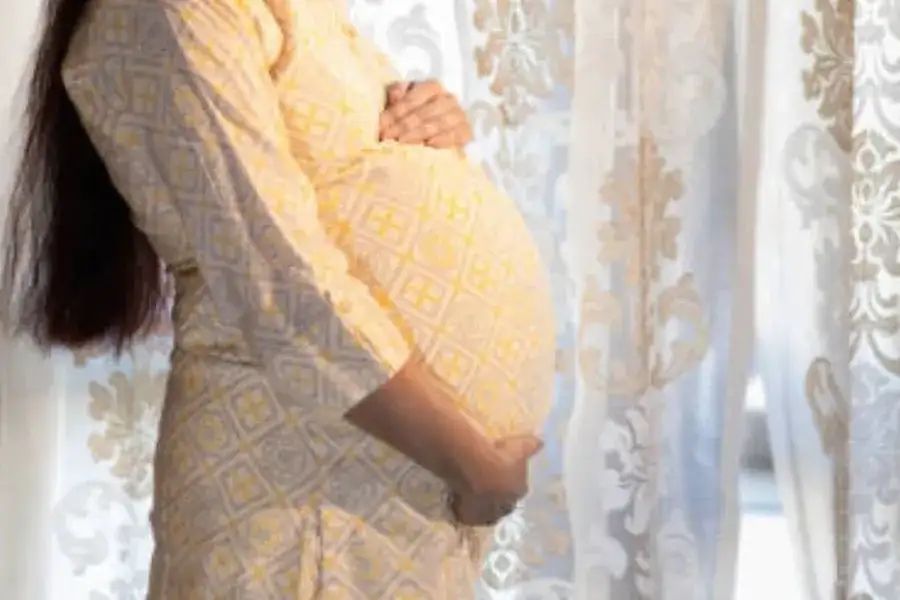 15 மாதங்களாகப் பெண்ணின் வயிற்றில் இருந்த அரை மீட்டர் துணி… அறுவை சிகிச்சையில் மெத்தனப்போக்கு… 6 பேர் மீது வழக்குப் பதிவு..!!