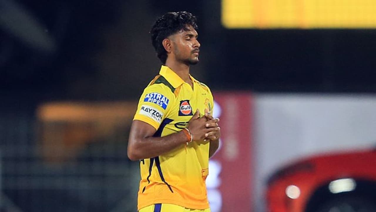“சிஎஸ்கே கழற்றிவிட்ட வீரர்!”.. ரூ. 18 கோடியை தட்டி தூக்கிய ஆச்சரியம்… ஐபிஎல் ஏலத்தில் கெத்து காட்டிய பதிரனா..!!!