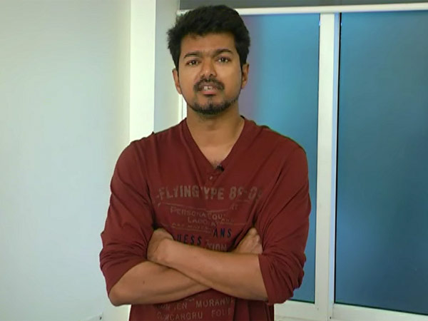 “கைகட்டி 5 மணி நேரம் காத்திருந்தது மறந்துருச்சா?” பழைய சம்பவத்தை தூசு தட்டிய அதிமுக….!!