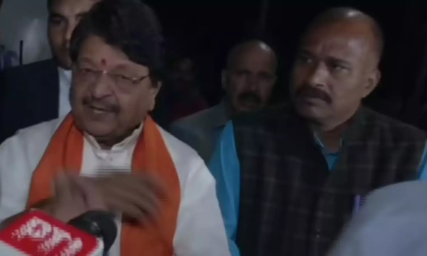 10 பேர் செத்தது உங்களுக்கு ‘வேஸ்ட்’ கேள்வியா….? அமைச்சர் சொன்ன அந்த ஒரு வார்த்தை…. கொந்தளித்த இணையதளம்….!!