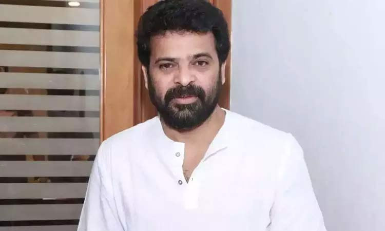 ஆண்களுக்கு எதற்கு இலவச பஸ்?” அதிரடி காட்டிய அமீர்.. அ.தி.மு.க வாக்குறுதிக்கு கண்டனம்..!!