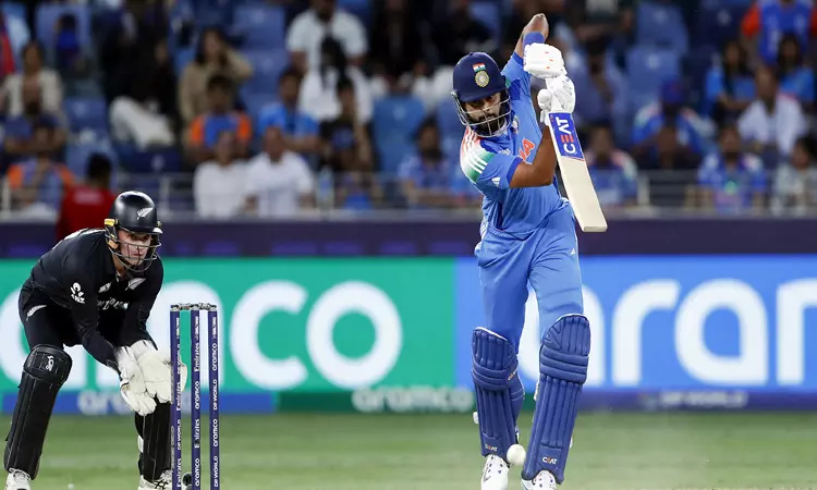 IND vs NZ: ஒரு நாள் போட்டியில் புதிய சாதனை… 3000 ரன்கள் அடித்து சரித்திரம் படைக்க காத்திருக்கும் முதல் இந்திய வீரர் ஸ்ரேயாஸ் ஐயர்…!!!