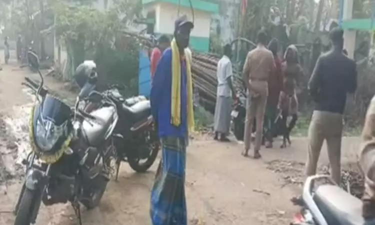 விளையாட்டுப் போட்டியில் விபரீதம்.. கத்தியைக் காட்டி மிரட்டிய வாலிபர் அதே கத்தியால் குத்திக் கொலை.. மன்னார்குடியில் பதற்றம்..!!