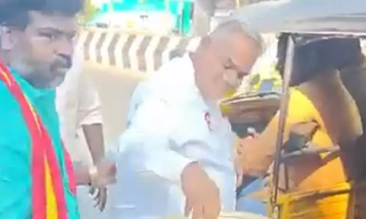 இனி இனிப்பு மழைதான்.. ஒரே ஒரு ‘விசில்’.. ஒட்டுமொத்த தமிழகமும் அதிருமா? தளபதிக்கு கிடைத்த ‘மாஸ்’ சின்னம்.. உற்சாகத்தில் தவெக தொண்டர்கள்..!!