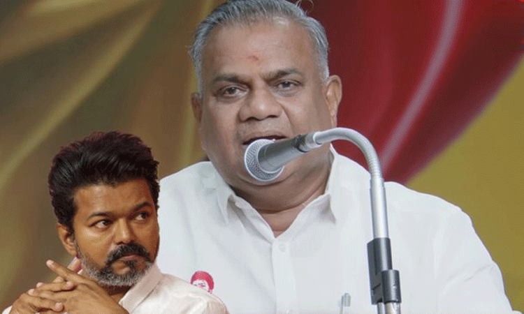 2026-ல ‘தளபதி’ தான் முதலமைச்சர்” கள்ள ஓட்டை விடாதீங்க…. பூத்ல நின்னு வேலையைப் பாருங்க…. ஆவேசமாப் பேசின புஸ்ஸி ஆனந்த்….!!