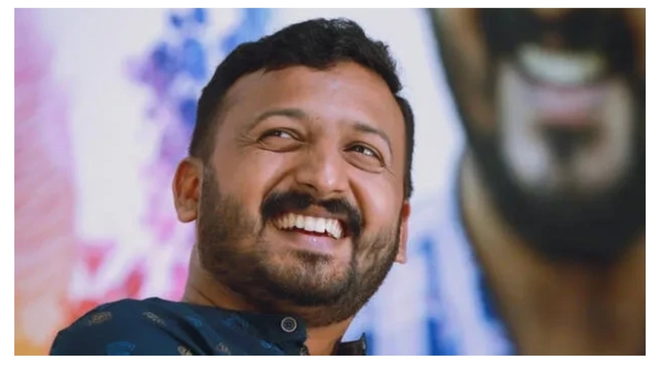 விலையுயர்ந்த உள்ளாடைகளை வாங்கச் சொல்லி கட்டாயம்… படுக்கையறை ரகசியமா? திட்டமிட்ட சதியா?.. 3 மணிநேர வன்கொடுமை… வெளிவந்த திடுக்கிடும் உண்மை…!!!