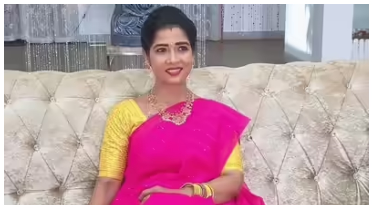 இது ஃபேமிலி விருதா?… தமிழக அரசை நேரடியாக சீண்டிய செம்பருத்தி லட்சுமி… அரசு விருது பட்டியலில் முறைகேடா?… வைரலாகும் அதிரடி வீடியோ..!!!
