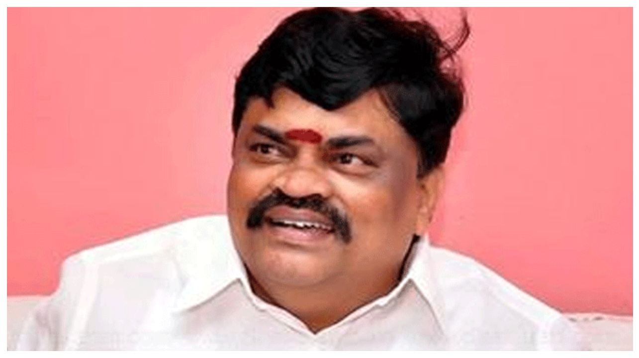2026-ல் எடப்பாடியார் தான் முதல்வர்… திமுக கூட்டணி உடையப்போவது உறுதி… விஜய் மீது சிபிஐ விசாரணை ஏன்?… வைரலாகும் ராஜேந்திர பாலாஜியின் பேட்டி..!!!
