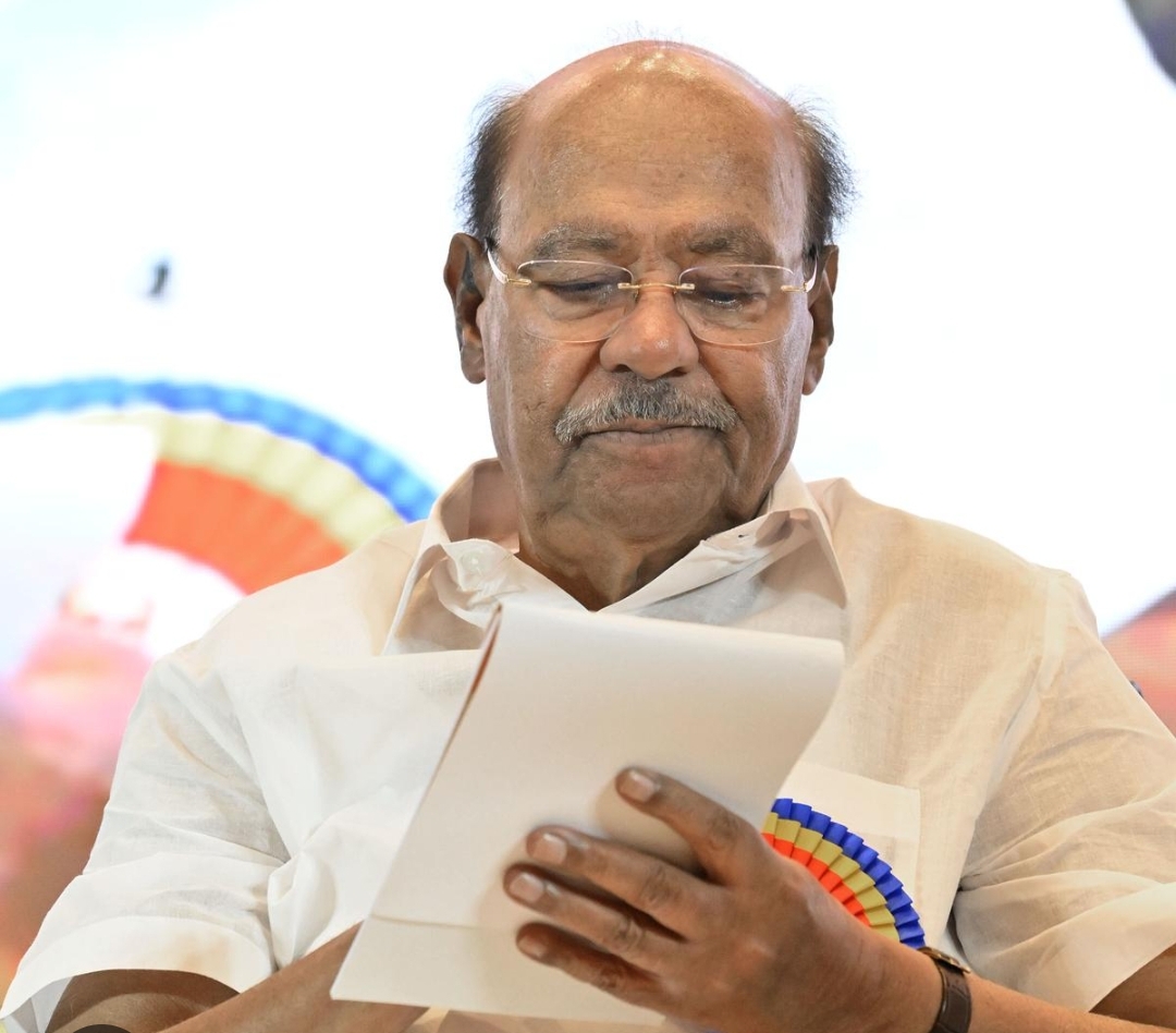 “திமுகவும் பேசல, பாஜகவும் பேசல”  பாமக கூட்டணி யாருடன்? தைலாபுரத்தில் நடந்த ரகசிய மீட்டிங்.. ராமதாஸ் கொடுத்த அதிரடி தகவல்..!!