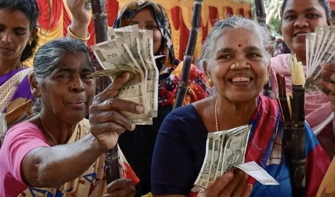 தமிழக அரசின் மெகா அப்டேட்…. நாளை முதல் ₹3000…. யார் யாருக்கு தெரியுமா….?
