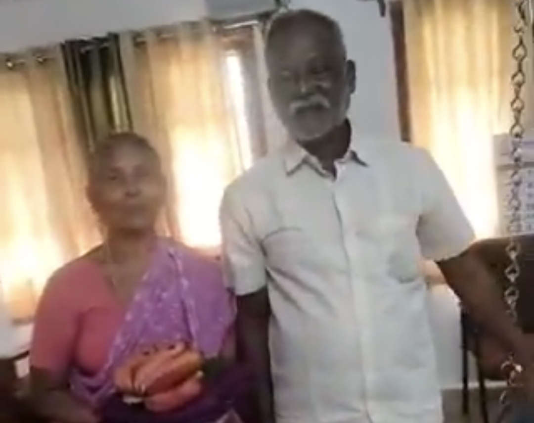 “என்னங்க காசு பணம் இந்த பாசம் தாங்க பெருசு” அக்காவுக்குத் தம்பி கொடுத்த பொங்கல் சீர்…. நெகிழ வைக்கும் காணொளி….!!