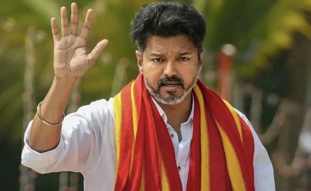 “என்னடா இது விஜய்க்கு புது சோதனை?” வந்தவங்களும் கட்சி மாறுனா என்ன ஆகுறது… ? தவெக-வில் வெடிக்கும் அதிருப்தி….!!