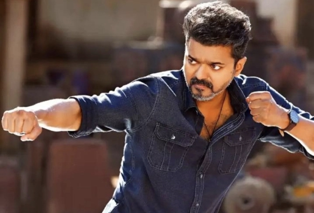 ​”இன்னைக்கே தீர்ப்பு!” – உச்ச நீதிமன்ற உத்தரவை காட்டி சென்னை உயர்நீதிமன்றம் அதிரடி…. ‘ஜனநாயகன்’ படக்குழு குஷி….!!