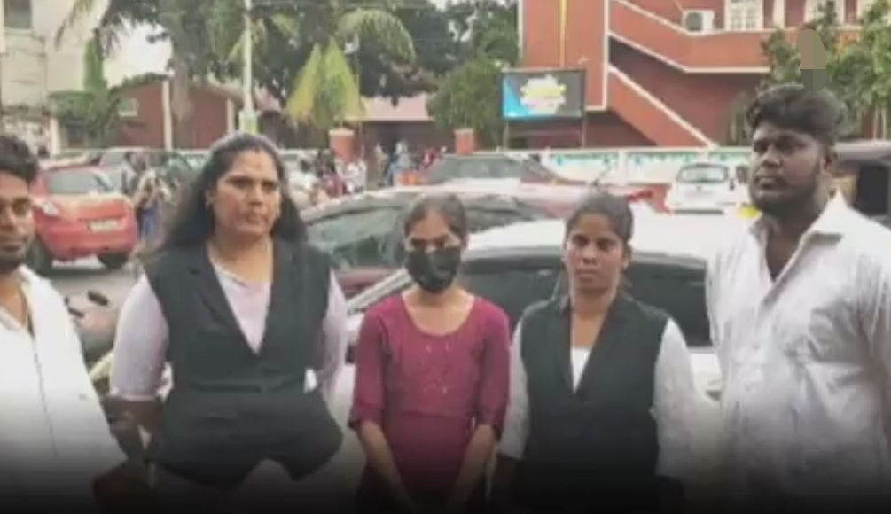 “அட்ஜஸ்ட் பண்ணிக்கோ” தொழிலுக்காக மகளை மிரட்டிய தந்தை…. இளம்பெண்ணின் கண்ணீர் புகார்….!!