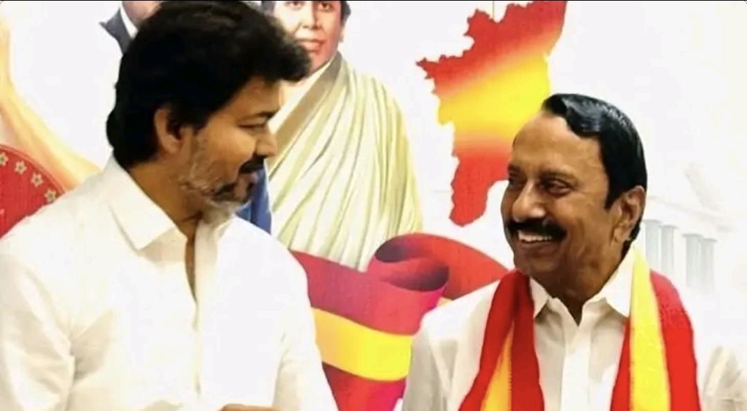 “31 லட்சம் பேர் ஃப்ளைட் பிடிச்சு வராங்களா?” – செங்கோட்டையன் சொன்ன அந்த ‘வேர்ல்ட் ரெக்கார்ட்’ தகவல்…. உற்சாகத்தில் தவெக தொண்டர்கள்….!!