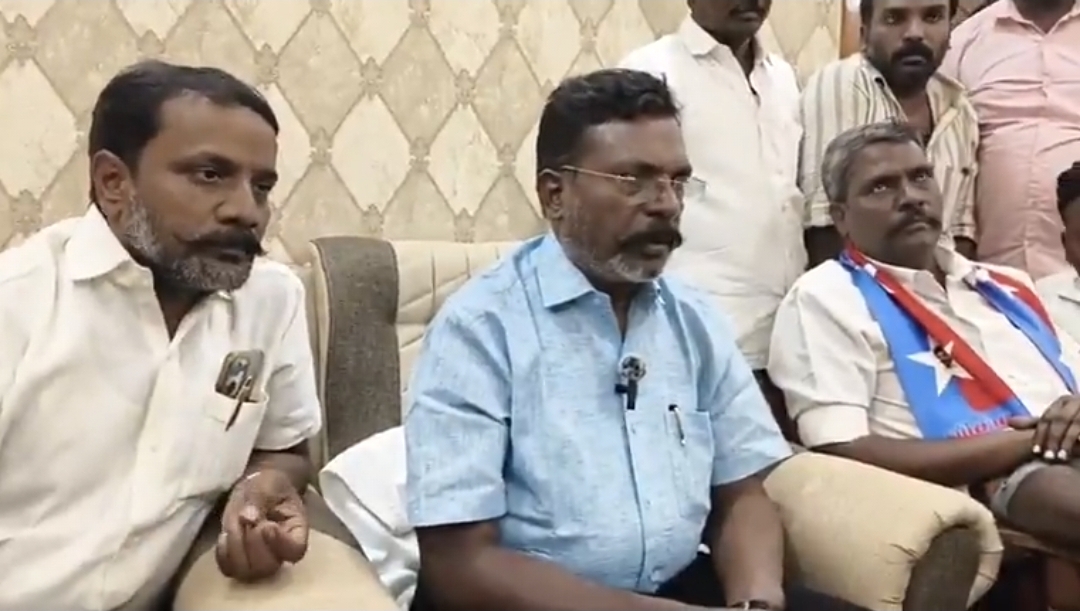 “திமுக யார வேணா சேர்க்கலாம் சேர்க்காம போகலாம்…. நாங்க எங்க முடிவில உறுதியா இருக்கோம்” திருமாவளவன் ஓபன் டாக்….!!