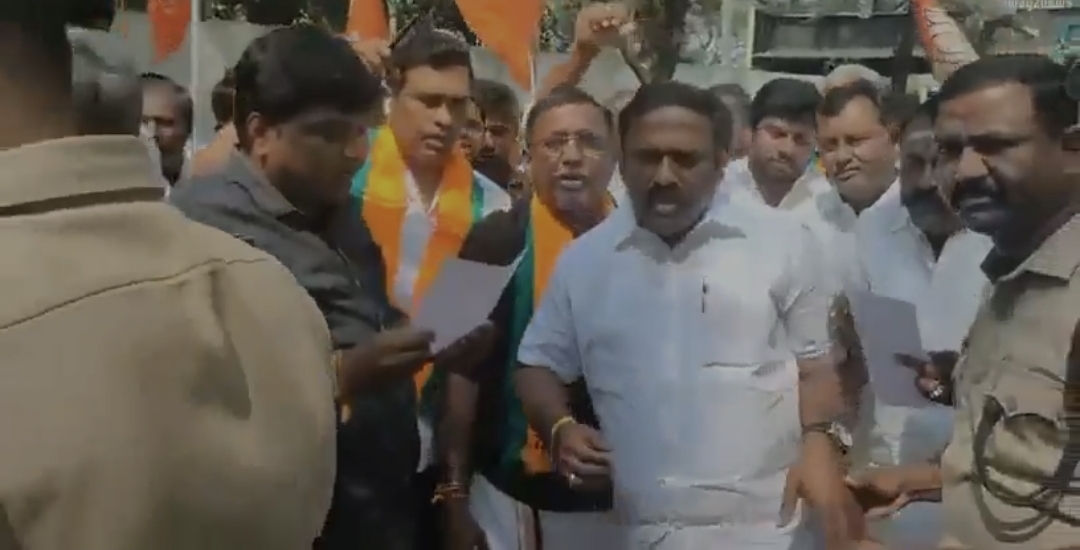 அதிமுக MLA ஜெயக்குமார் அதிரடி கைது…. சிப்காட் கழிவுநீர் விவரம்…. பெருந்துறையில் பதட்டம்….!!