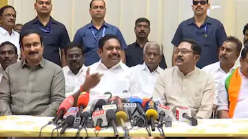 ஒன்றான அண்ணன் – தம்பி.. “நாங்கள் ஜெயலலிதா வளர்த்த பிள்ளைகள்” ஒரே மேடையில் மோடி, இபிஎஸ், டிடிவி.. தமிழக அரசியலில் திடீர் திருப்பம்..!!
