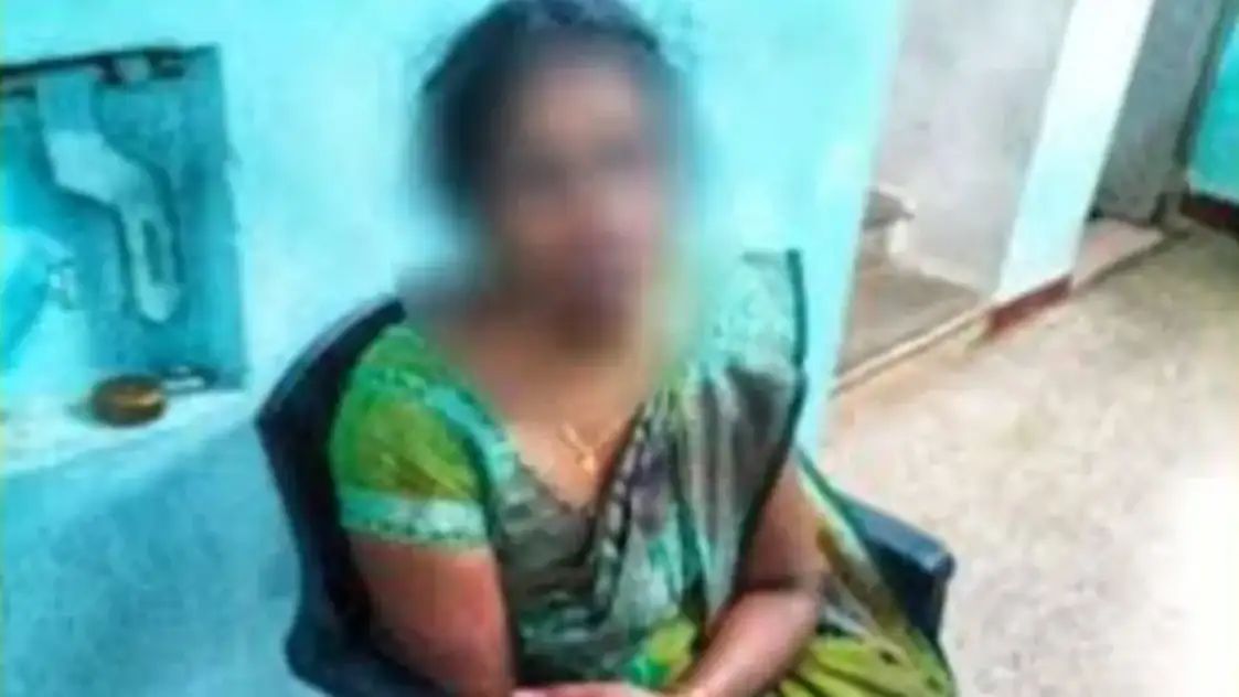 “என் கணவரைத் தேடித் தாங்க” அழுதுகொண்டே போலீசில் புகார் கொடுத்த மனைவி.. செல்போன் அழைப்பால் அம்பலமான கள்ளக்காதல் லீலை.. திடுக்கிடும் பின்னணி..!!