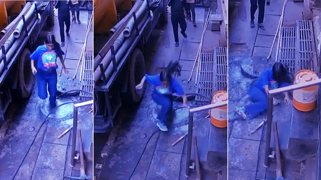 சாலையில் திறந்து கிடந்த கழிவுநீர் தொட்டி… தெரியாமல் தடுமாறி உள்ளே விழுந்த இளம் பெண்… படுகாயங்களுடன் மீட்பு… வைரலாகும் அதிர்ச்சி வீடியோ…!!!