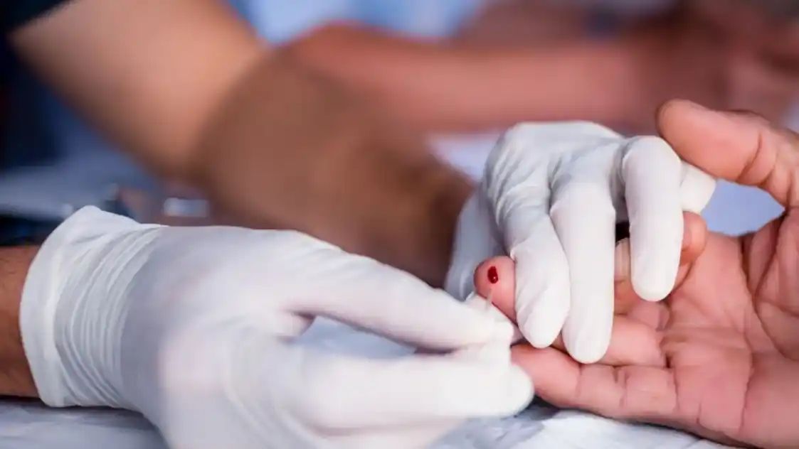 திருமண ஆசையால் வந்த வினை.. பெண் டாக்டருக்கு HIV ரத்தம் செலுத்திய கொடூரம்.. விசாரணையில் வெளிவந்த பகீர் உண்மைகள்..!!