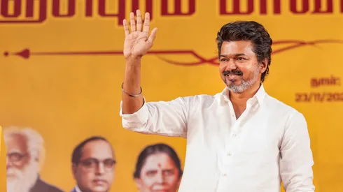 “கூட்டணியா? சிங்கிளா?” இன்று வெளியாகும் மெகா அறிவிப்பு….? விஜய் எடுக்கப்போகும் அந்த ‘மாஸ்’ முடிவு என்ன….?
