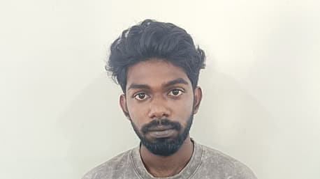 “நிர்வாண வீடியோ இருக்கு!” – காதலியை மிரட்டி லட்சக்கணக்கில் பணம் பறித்த பைக் ரேஸர்.. விசாரணையில் வெளியான பகீர் தகவல்கள்..!!