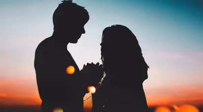 திருமணமானதை மறைத்து காதல் வலை.. 4 மாத கர்ப்பமான இளம்பெண்.. மார்த்தாண்டம் இன்ஜினியரின் லீலைகள்.. பின்னணியில் பகீர் தகவல்கள்..!!