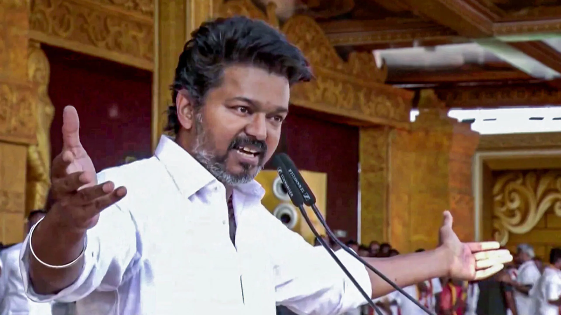 அதிமுக-விற்கு விழுந்த அடுத்த அடி.. விஜய்யின் தவெக-வுடன் கைகோர்க்கும் அண்ணா திராவிடர் கழகம்.. டெல்டா மாவட்டங்களில் பலம் மாறப்போகிறதா?