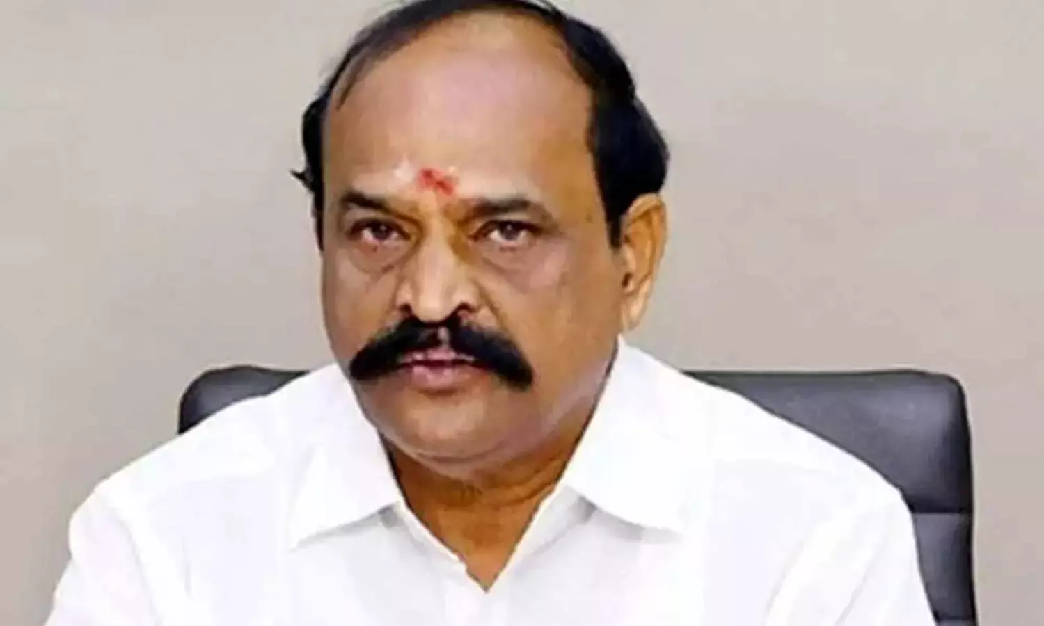 திமுகவுக்கு ராசி இல்ல… டப்பு டப்புன்னு பட்டனை அமுக்குங்க…! உங்க வீட்டுக்கு பட்டு பட்டுன்னு ரூ.10,000 வந்துரும்… அதிமுக கடம்பூர் ராஜு அதிரடி பேச்சு..!!