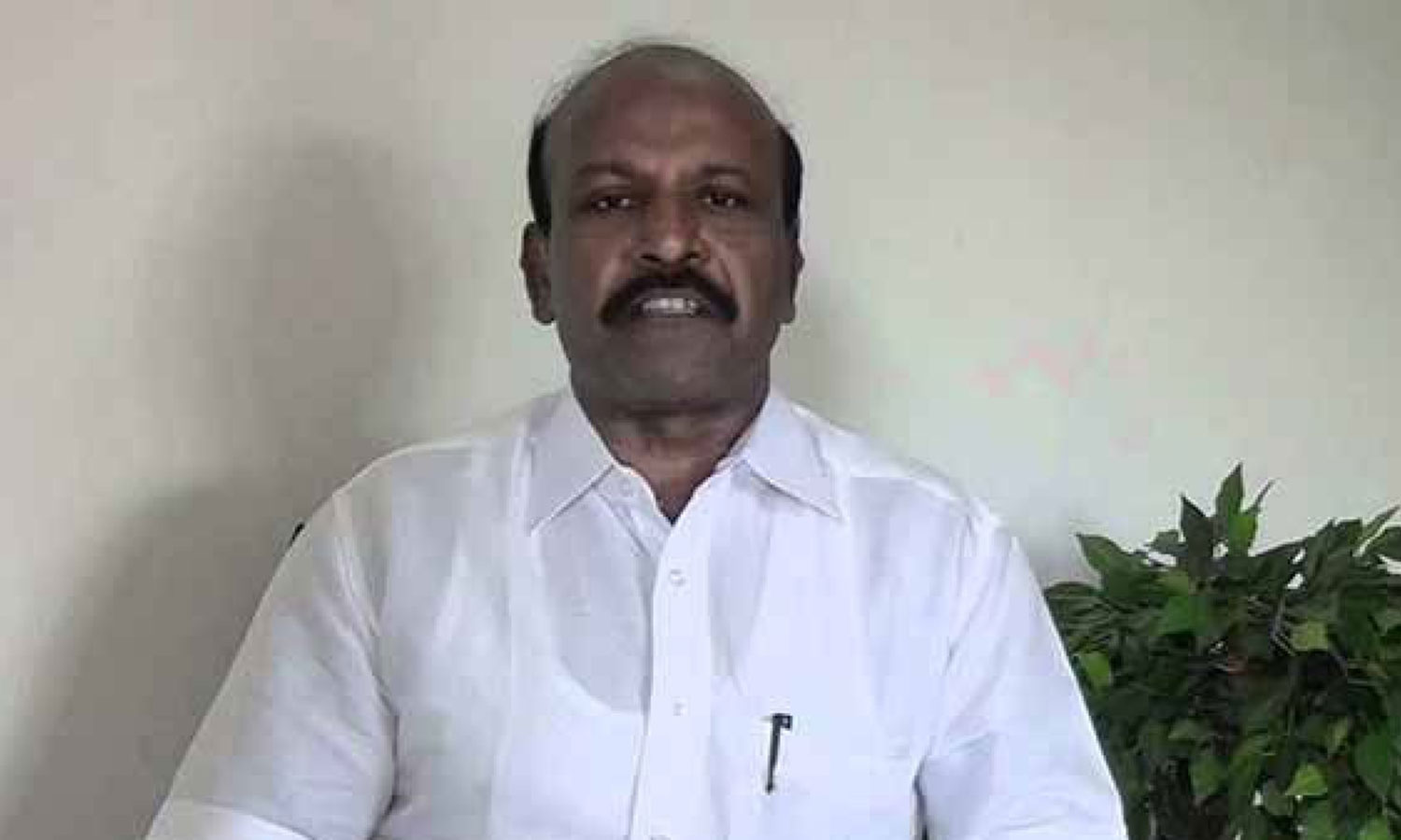 Breaking: “திடீர் உடல் நலக்குறைவு!”… மருத்துவமனையில் அனுமதிக்கப்பட்ட மக்கள் நல்வாழ்வுத்துறை அமைச்சர்… பெரும் கவலையில் திமுக..!!!