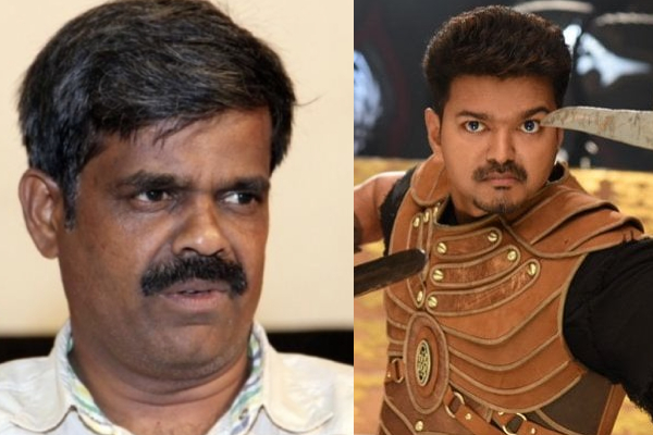 புலி படத்துக்கு பிறகு வீட்டுக்குள்ள கூட விடல..! “விஜய் வெளிநாட்டுக்கு தப்பி செல்வது நிச்சயம்”.. பணத்தை செலவு பண்ணாதீங்க.. இளைஞர்களை எச்சரித்த பிடி செல்வகுமார்… பகீர் காரணம்..!!!!