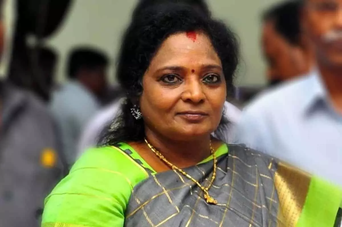 “விஜய் 15% ஓட்டு வாங்கினாலும் வேஸ்ட்தான்” ஒண்ணா சேர்ந்தா தான் ஜெயிக்க முடியும்…. கூட்டணிக்கு தூதுவிட்ட தமிழிசை….!!