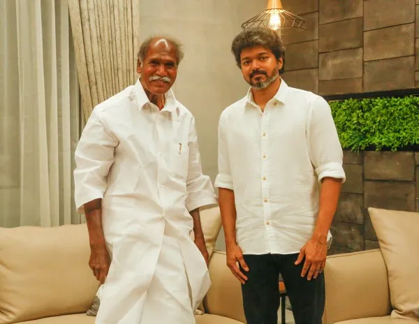 2026-ல் விஜய்க்காக களமிறங்கும் ரங்கசாமி? ரகசிய சந்திப்பில் கசிந்த ஷாக் தகவல்.. ஷாக்கில் பாஜக.. புதுச்சேரி அரசியலில் திடீர் திருப்பம்..!!