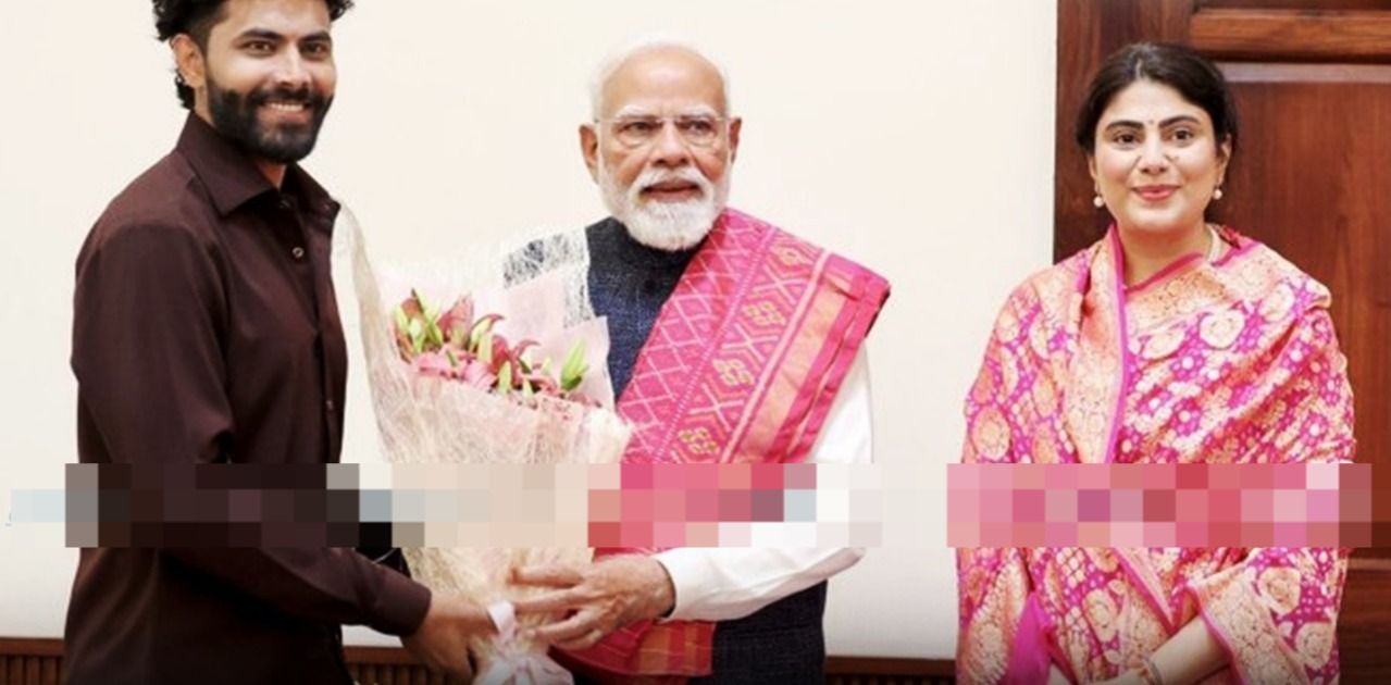 “கடின உழைப்புக்கு பிரதமர் தான் எடுத்துக்காட்டு!”… மோடியை நேரில் சந்தித்த ரவீந்திர ஜடேஜா தம்பதி.. இதுதான் காரணமா?.. வைரலாகும் புகைப்படங்கள்..!!!