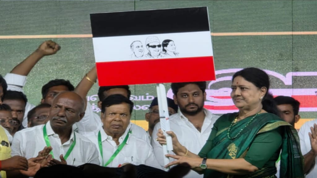 Breaking: “புது கட்சி.. புது கொடி!”… தமிழக அரசியல் களத்தில் அதிரடி காட்டும் சசிகலா..!!!