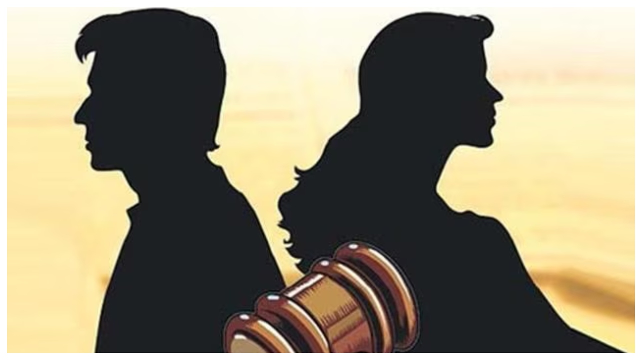 பாடி லோஷனால் உடையப் போகும் குடும்பம்?… தம்பதியரின் விவாகரத்து முடிவால் அதிர்ச்சியில் அதிகாரிகள் – நீதிமன்றத்தில் வைரலாகும் வினோத வழக்கு..!!!