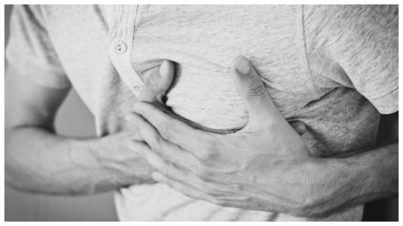 பகீர்: தேர்வு மையத்தில் திடீர் பரபரப்பு… மாணவன் மயங்கி விழுந்த 10 நிமிடத்தில் நடந்தது என்ன?…!!!