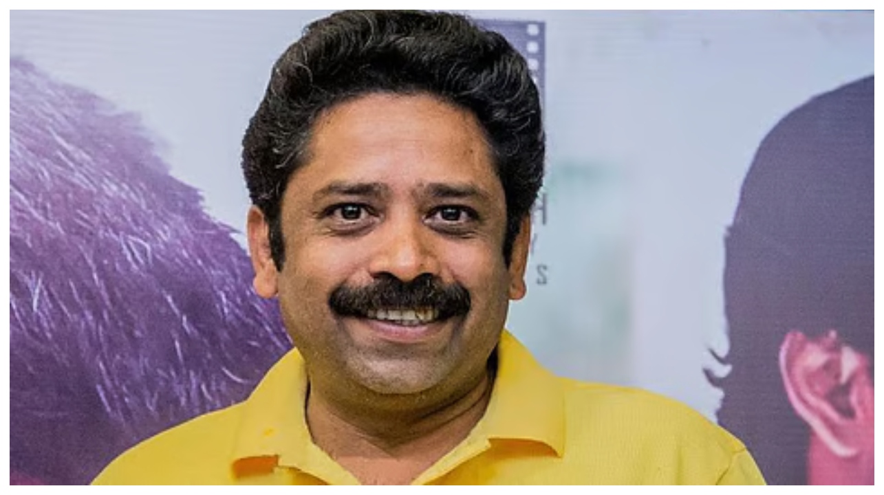 “எல்லாமே பிசினஸ் ஆகிடுச்சு”… பணமா? பாசமா?… திரையுலகை அதிரவைத்த சீனு ராமசாமியின் வைரல் பேட்டி…!!!