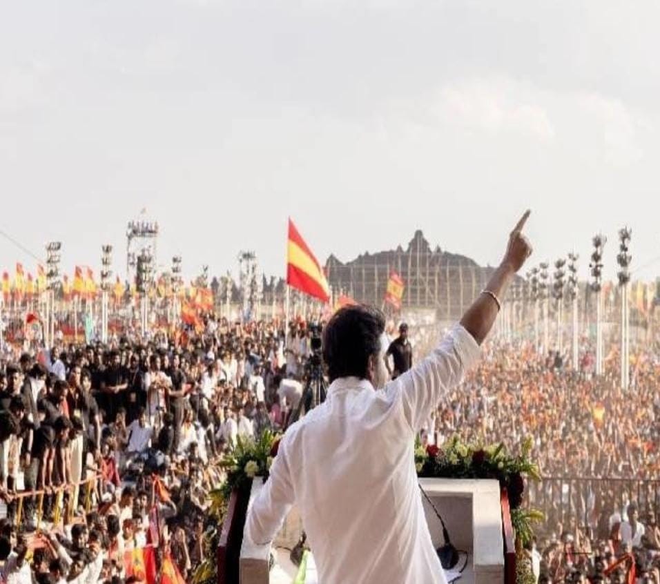 Breaking: தவெக பொதுக்கூட்டத்தில் வாலிபர் உயிரிழந்தது எப்படி?…. வழக்குப்பதிவு செய்த போலீஸ்…. தீவிர விசாரணை…!!!