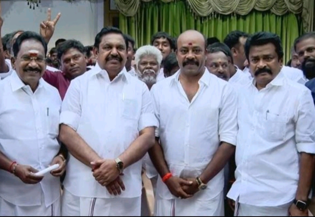 மதுரையில் திமுகவுக்கு விழுந்த பலத்த அடி.. அழகிரி விசுவாசிகள் அடுத்தடுத்து அதிமுகவில் ஐக்கியம்.. அதிர்ச்சியில் அறிவாலயம்..!!