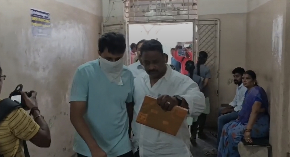 “100 கோடி மோசடி…. பி.டி.ஆரின் வலதுகரம் காலி” – முன்னாள் உதவியாளர் ஜெய் பாலாஜி அதிரடி கைது….!!