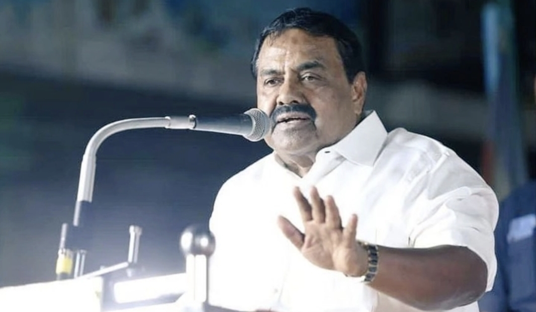“வேணும்னா கேட்டதைச் செஞ்சு தர்றோம்…. ஆனா பங்கு கிடையாது” – அமைச்சரின் அதிரடி ‘செக்’…. கொதிக்கும் காங்கிரஸ்….!!