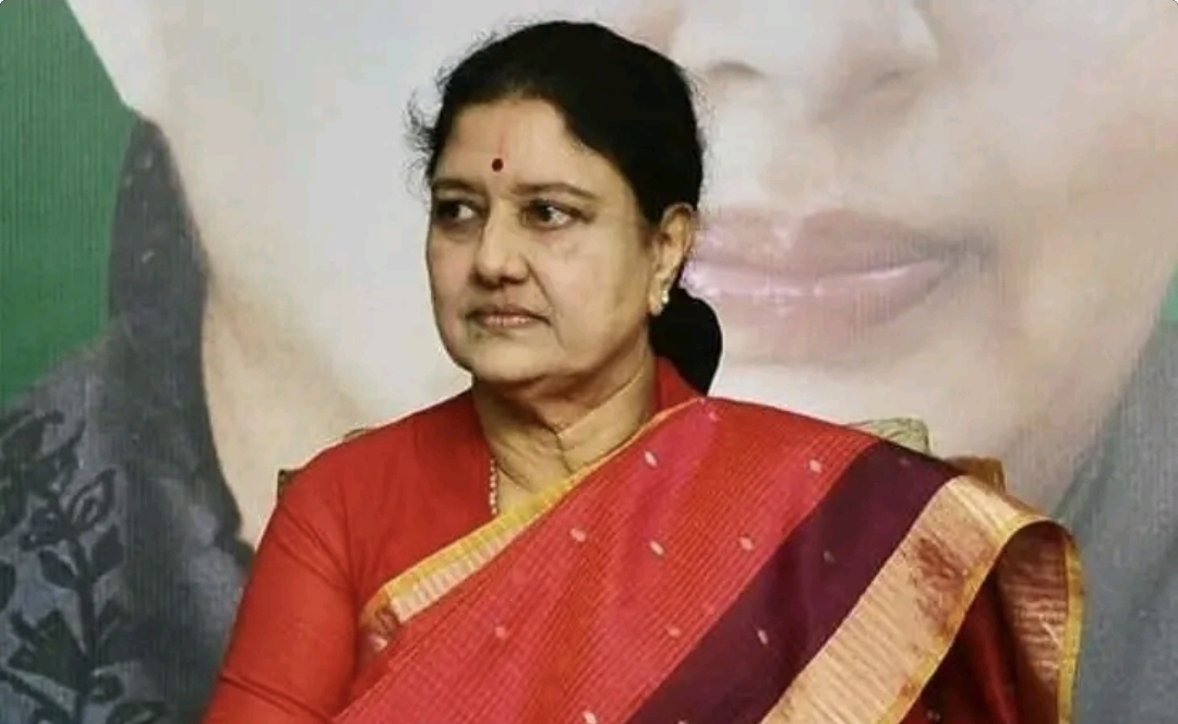 “இனிமே தான் என்னோட ஆட்டம் ஆரம்பம்” கட்சியின் கொடி, பெயர் அறிவிப்பு…. சசிகலா போடும் மாஸ்டர் பிளான்….!!