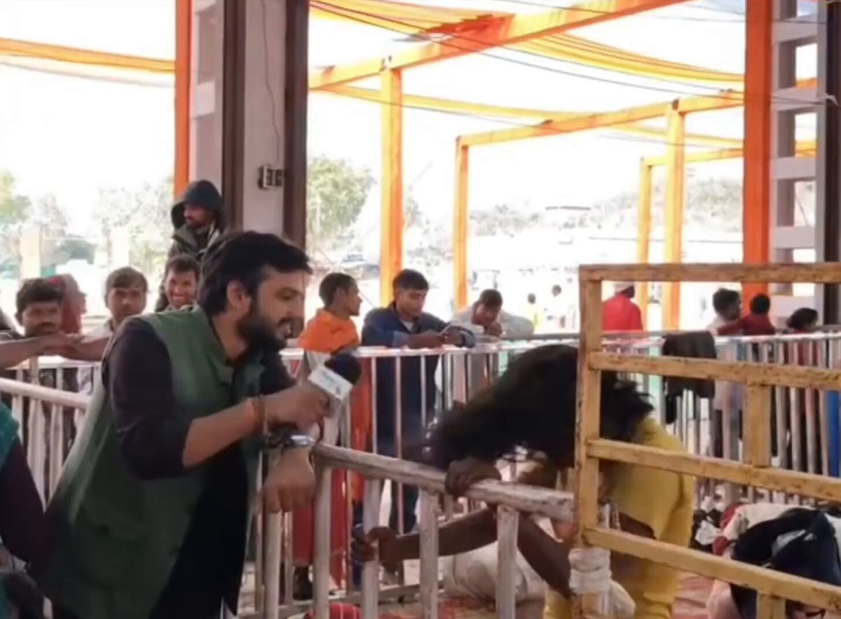 “பேய் கிட்ட இன்டர்வியூ எடுத்த முதல் பத்திரிகையாளர்” ராகுல் காந்திக்கு ஜே போடும் ‘ஆவி…. வைரலாகும் வீடியோ….!!