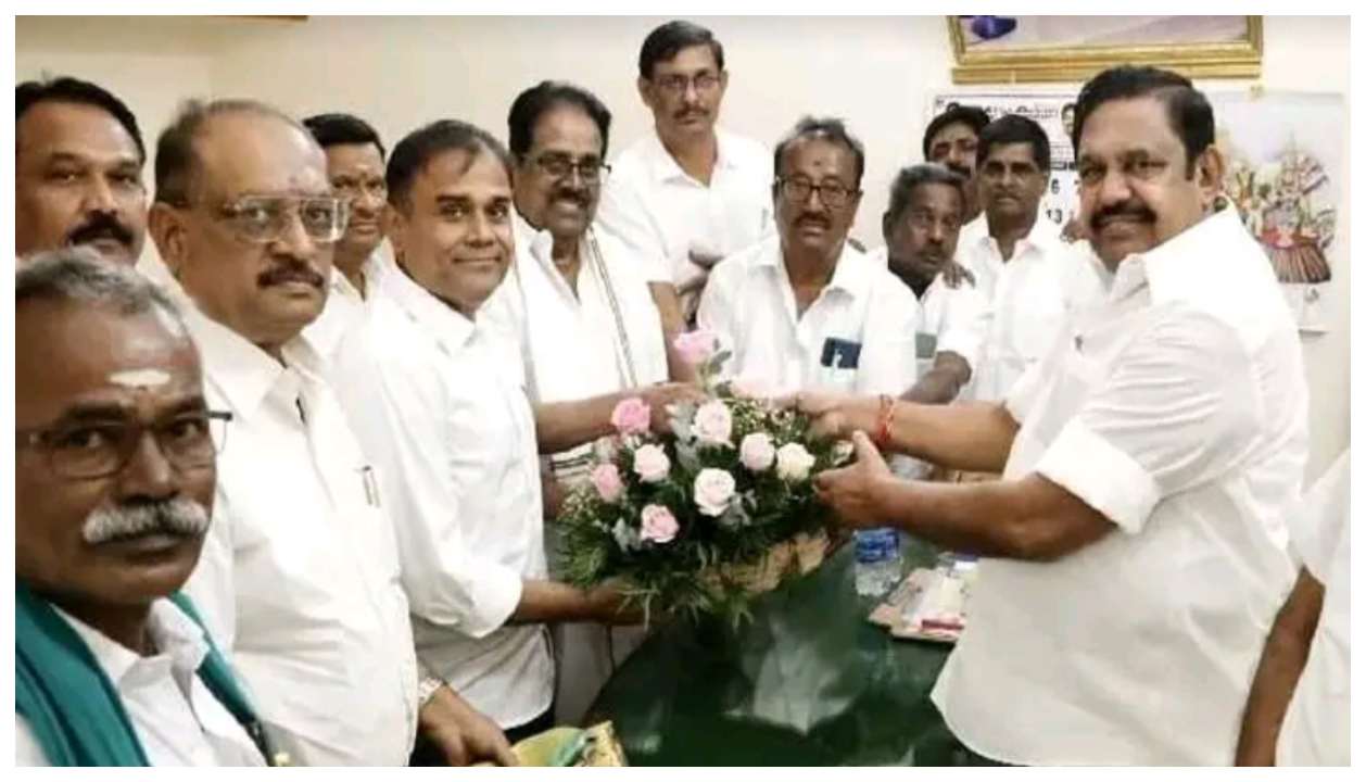 ஒன்றன்பின் ஒன்றாக வரும் ஆதரவு.. மருதம் மக்கள் முன்னேற்றக் கழகத்தைத் தொடர்ந்து அதிமுகவில் இணைந்தது யார்?