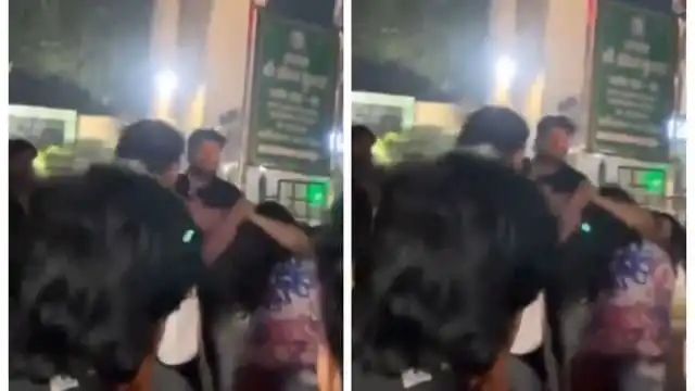 வைரலாகும் ‘தலைமுடி’ சண்டை.. டீ குடிக்க வந்த இடத்தில் இப்படியா?  நடுரோட்டில் குஸ்தி போட்ட இளம்பெண்கள்.. போலீசுக்கே சவால் விட்ட அந்த ஒரு வார்த்தை.. மிரண்டு போன பொதுமக்கள்..!!