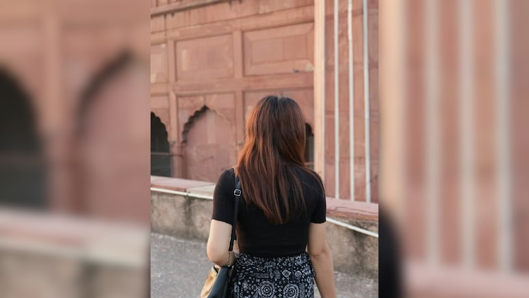 “அந்த ஆண்ட்டிங்க கேக்குற கேள்வி இருக்கே” – வெளிநாட்டுப் பொண்ணு பகிர்ந்த இந்திய அனுபவம்…. வைரலாகும் ரெடிட் பதிவு….!!