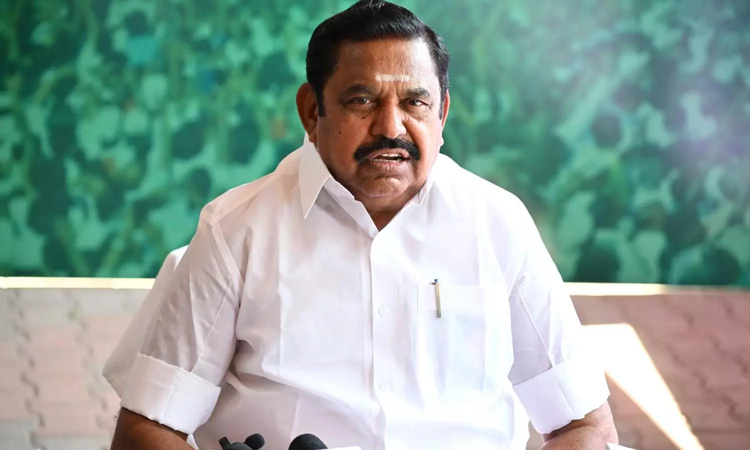 “அதிமுக-வில் பொதுச்செயலாளர் மாற்றம்?” – எடப்பாடிக்கு எதிராகத் திரண்ட மூத்த நிர்வாகிகள்.. சி.வி.சண்முகத்தின் அடுத்த மூவ் என்ன? விஜய்யின் வெற்றியால் ஆட்டம் காணும் இபிஎஸ் கோட்டை..!!