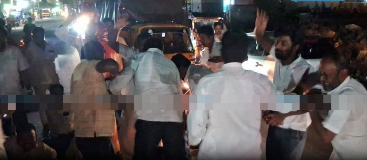 “கோவை பாஜகவில் வெடித்த கோஷ்டி மோதலா?”.. தொகுதி கேட்டு ஈச்சனாரியில் மறியல்.. ஸ்தம்பித்த பொள்ளாச்சி சாலை..!!!
